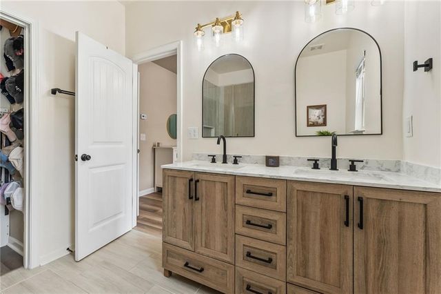 262 Valley Crossing, Canton, GA 30114