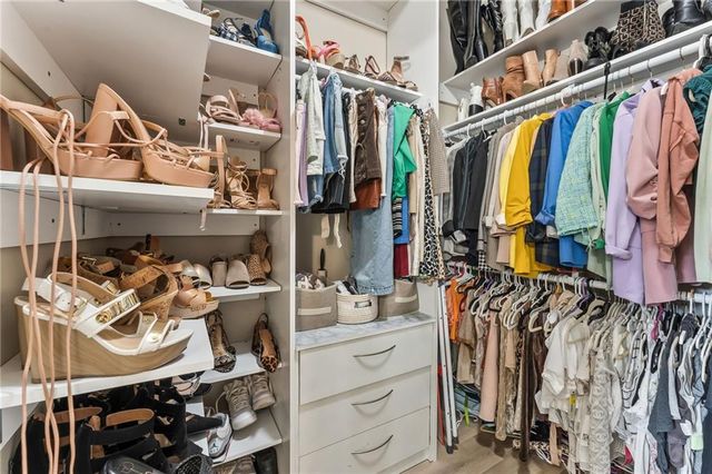 262 Valley Crossing, Canton, GA 30114