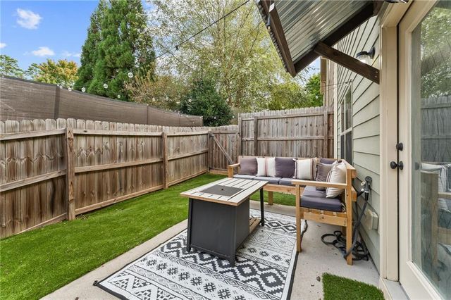 262 Valley Crossing, Canton, GA 30114