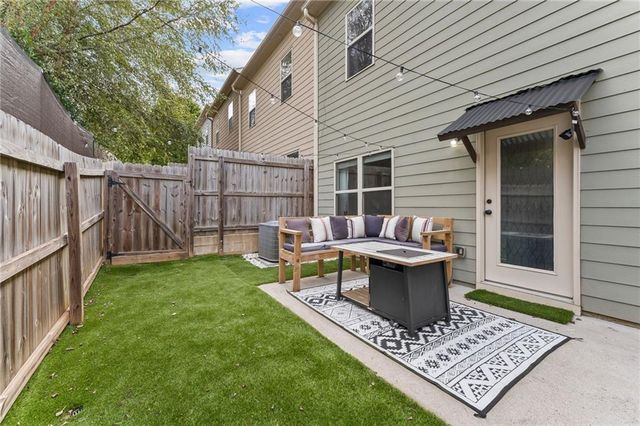 262 Valley Crossing, Canton, GA 30114