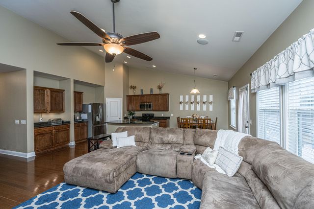 1821 Ground Pine Drive, Charleston, SC 29414