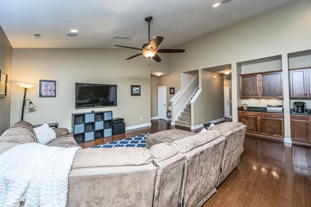 1821 Ground Pine Drive, Charleston, SC 29414