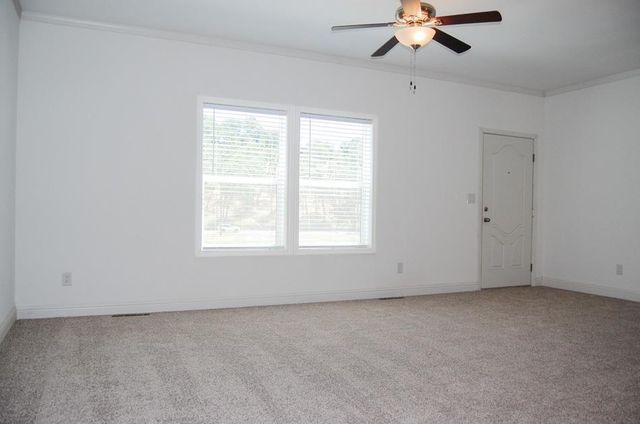 3106 Berkesey Ln, Valley Springs, CA 95252