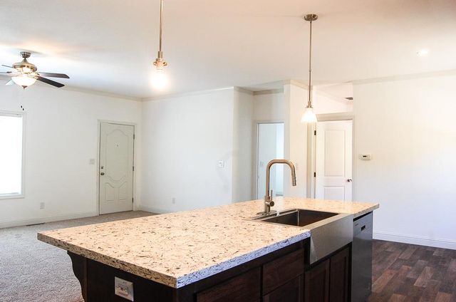 3106 Berkesey Ln, Valley Springs, CA 95252