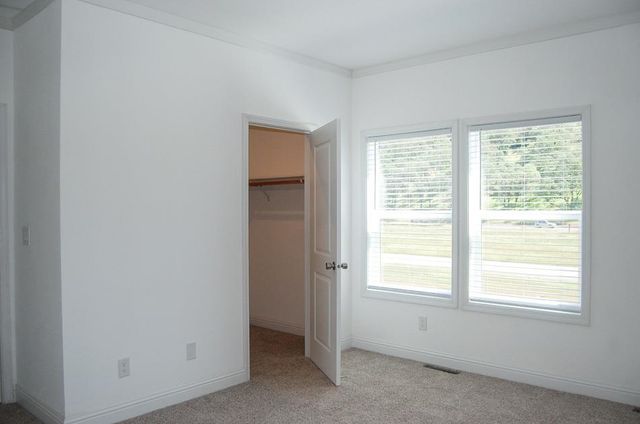 3106 Berkesey Ln, Valley Springs, CA 95252