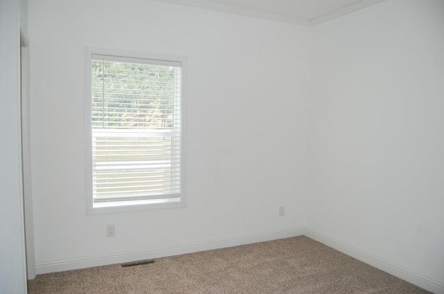 3106 Berkesey Ln, Valley Springs, CA 95252