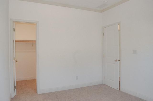 3106 Berkesey Ln, Valley Springs, CA 95252