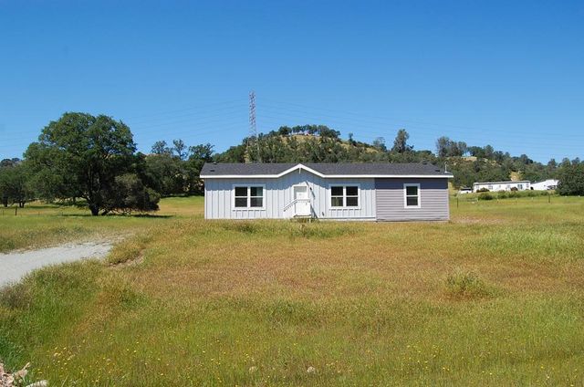 3106 Berkesey Ln, Valley Springs, CA 95252