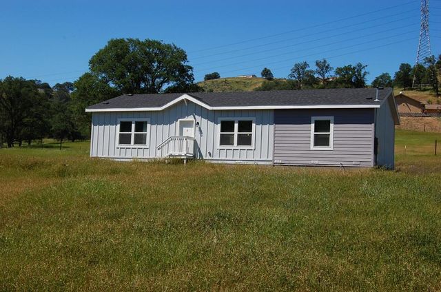 3106 Berkesey Ln, Valley Springs, CA 95252