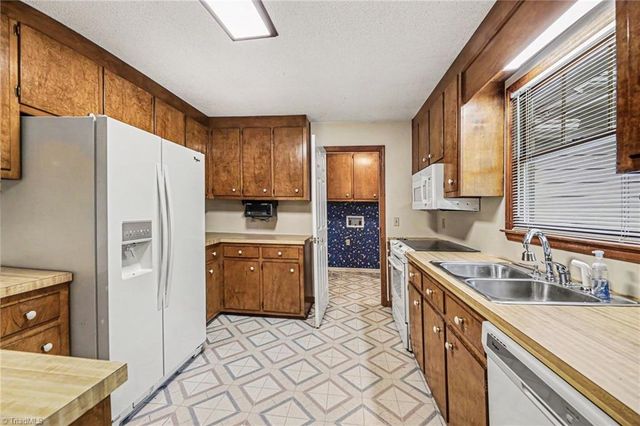 2408 Tannery Trail, Winston-salem, NC 27106