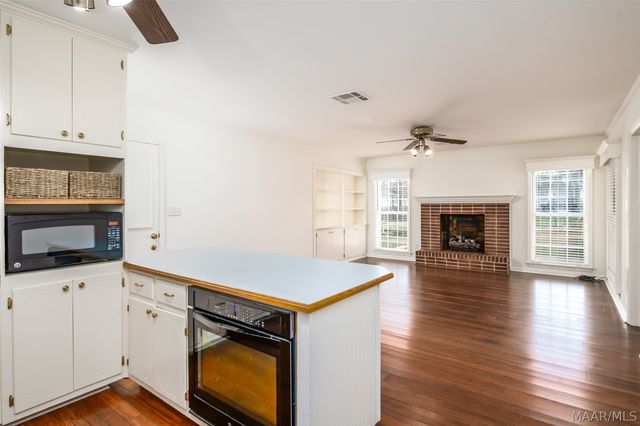 1815 Vaughn Lane, Montgomery, AL 36106