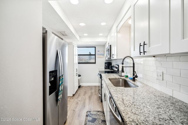 180 Paradise Boulevard 18015, Melbourne, FL 32903