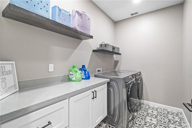 801 N Buxton Avenue, Edinburg, TX 78541