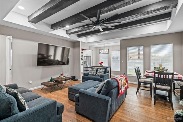 801 N Buxton Avenue, Edinburg, TX 78541