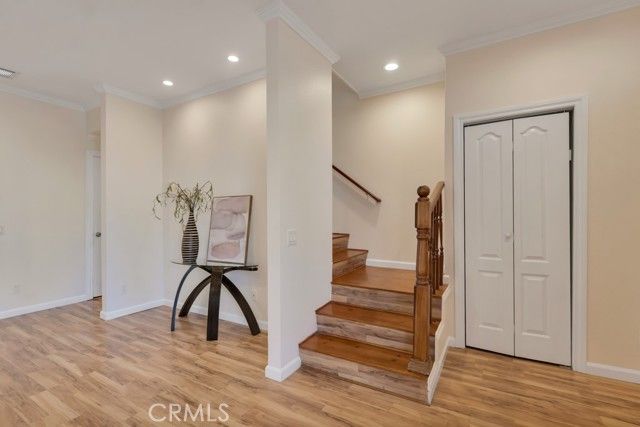 8958 Burnet Avenue E6, North Hills (los Angeles), CA 91343