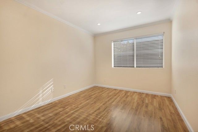 8958 Burnet Avenue E6, North Hills (los Angeles), CA 91343