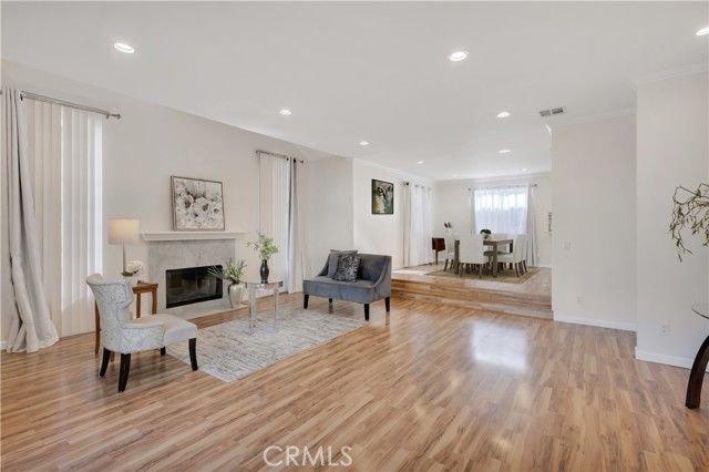 8958 Burnet Avenue E6, North Hills (los Angeles), CA 91343