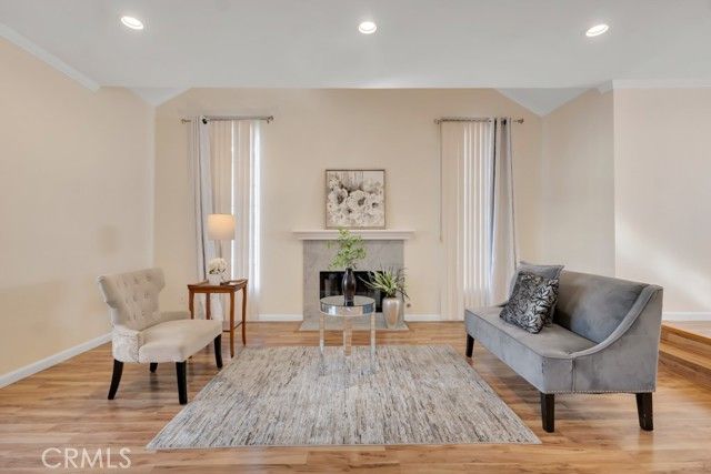 8958 Burnet Avenue E6, North Hills (los Angeles), CA 91343