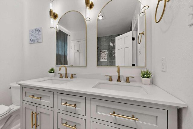 10617 Pastime Avenue NW, Albuquerque, NM 87114