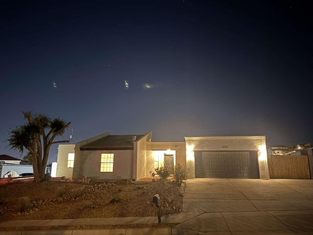 10617 Pastime Avenue NW, Albuquerque, NM 87114