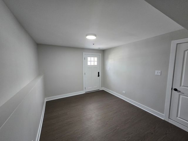 1570 Jefferson Road, Hoffman Estates, IL 60169