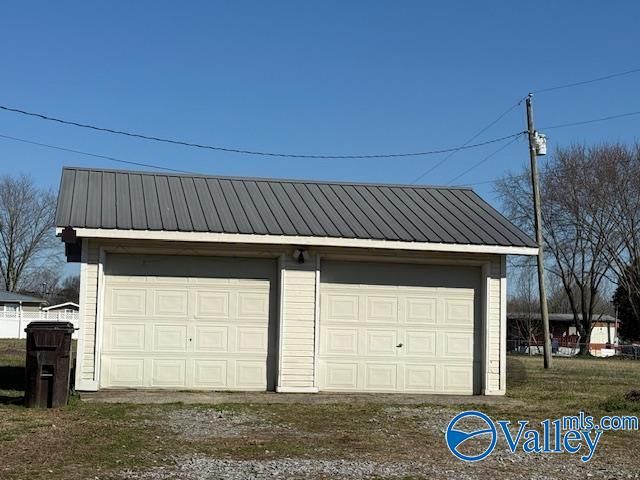 190 College Road, Dutton, AL 35744