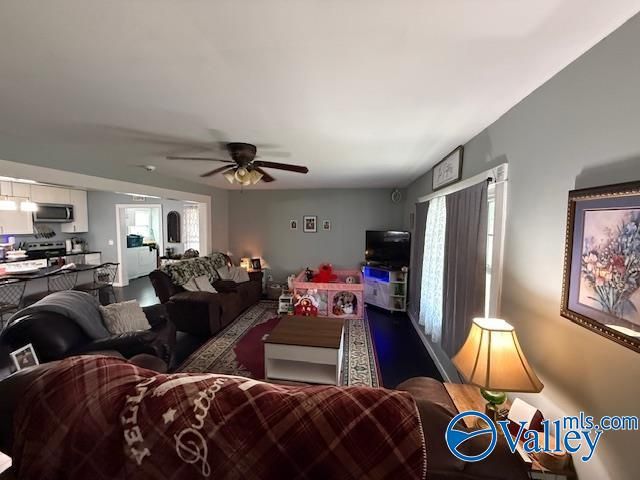 190 College Road, Dutton, AL 35744