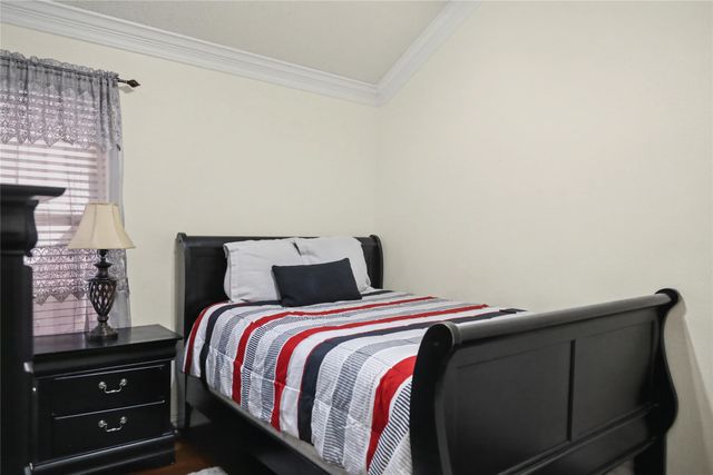 1128 Deer Valley Lane, Arlington, TX 76001