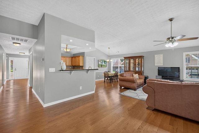 1237 Laurelwood Lane, Lawrenceville, GA 30045