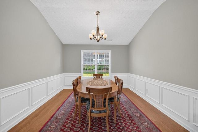 1237 Laurelwood Lane, Lawrenceville, GA 30045