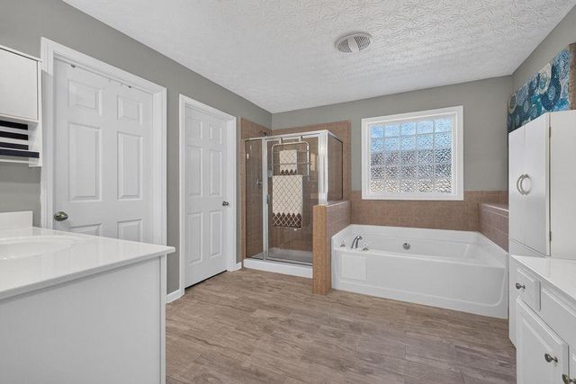 1237 Laurelwood Lane, Lawrenceville, GA 30045