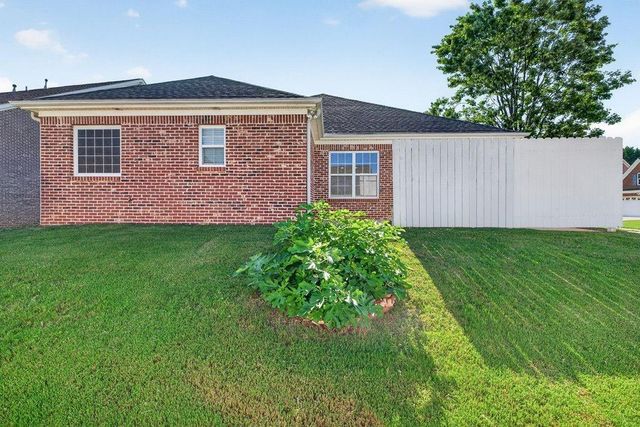 1237 Laurelwood Lane, Lawrenceville, GA 30045