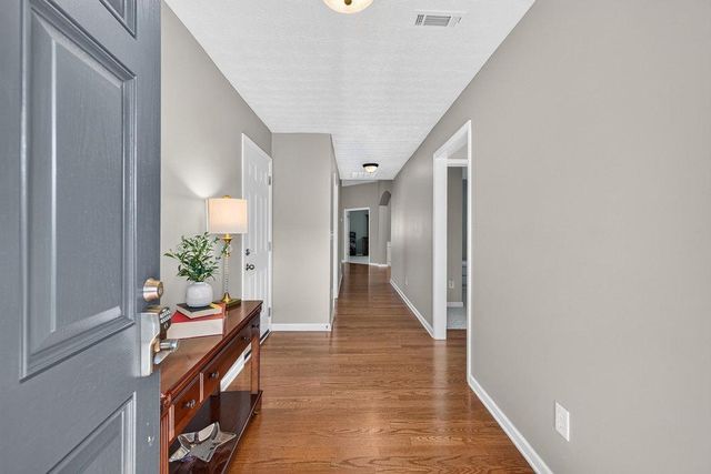 1237 Laurelwood Lane, Lawrenceville, GA 30045
