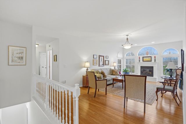 2907 LAKE TOWN DR, Columbia, MO 65203