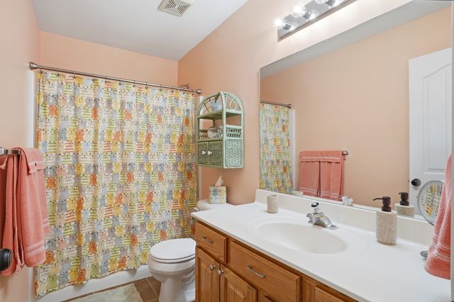 2907 LAKE TOWN DR, Columbia, MO 65203