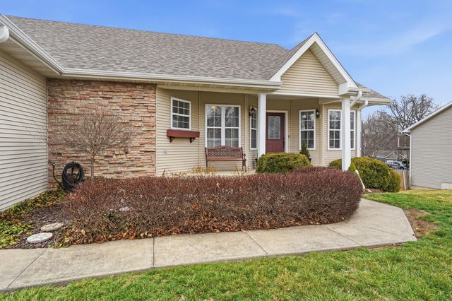 2907 LAKE TOWN DR, Columbia, MO 65203