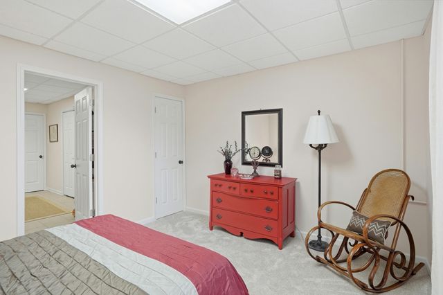 2907 LAKE TOWN DR, Columbia, MO 65203