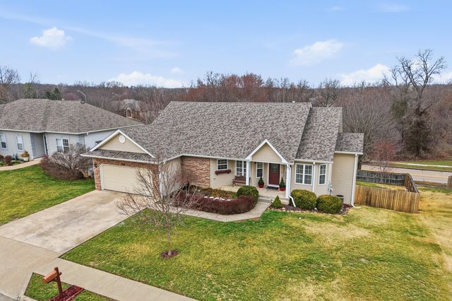 2907 LAKE TOWN DR, Columbia, MO 65203