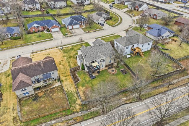 2907 LAKE TOWN DR, Columbia, MO 65203