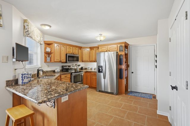 2907 LAKE TOWN DR, Columbia, MO 65203