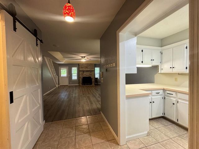 905 Rambling Oaks Drive, Norman, OK 73072