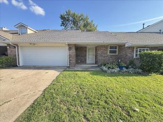 905 Rambling Oaks Drive, Norman, OK 73072
