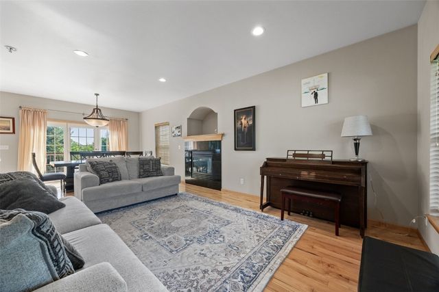 1721 12th Avenue, Coralville, IA 52241