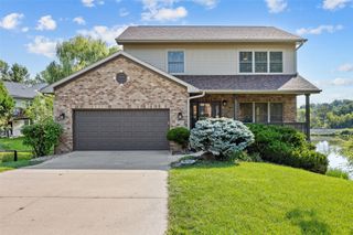 1721 12th Avenue, Coralville, IA 52241