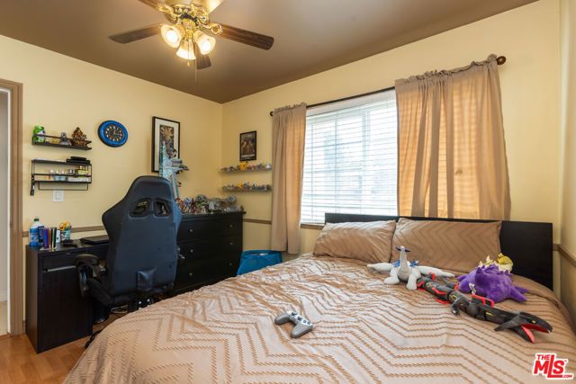 7511 Corbin Avenue, Los Angeles, CA 91306
