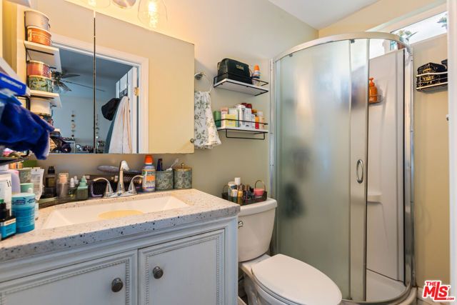 7511 Corbin Avenue, Los Angeles, CA 91306