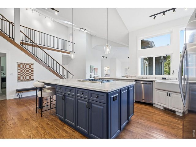 208 Seven Hills Dr, Boulder, CO 80302