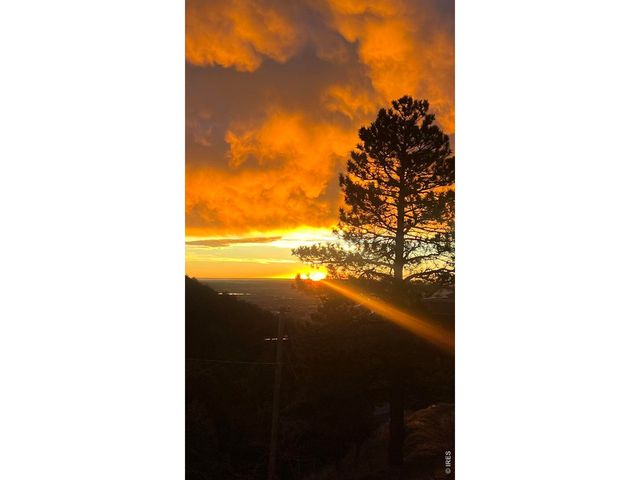 208 Seven Hills Dr, Boulder, CO 80302