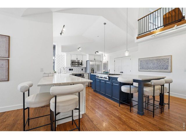 208 Seven Hills Dr, Boulder, CO 80302
