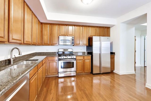 9350 Skokie Boulevard 510, Skokie, IL 60077